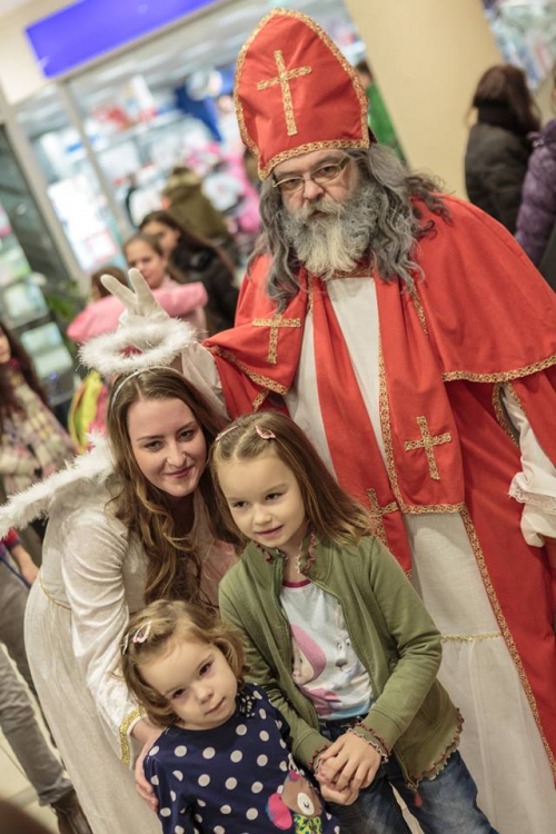 201612071351070.galeria1