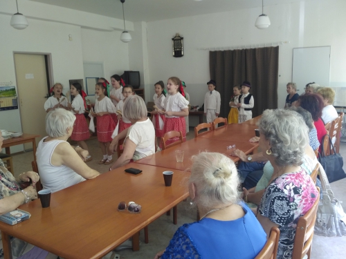 201906170809120.den-otcov