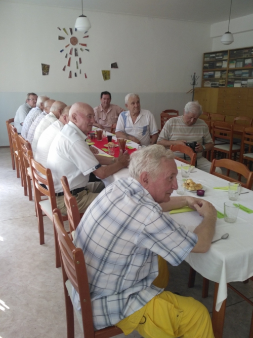 201906170809120.den-otcov1